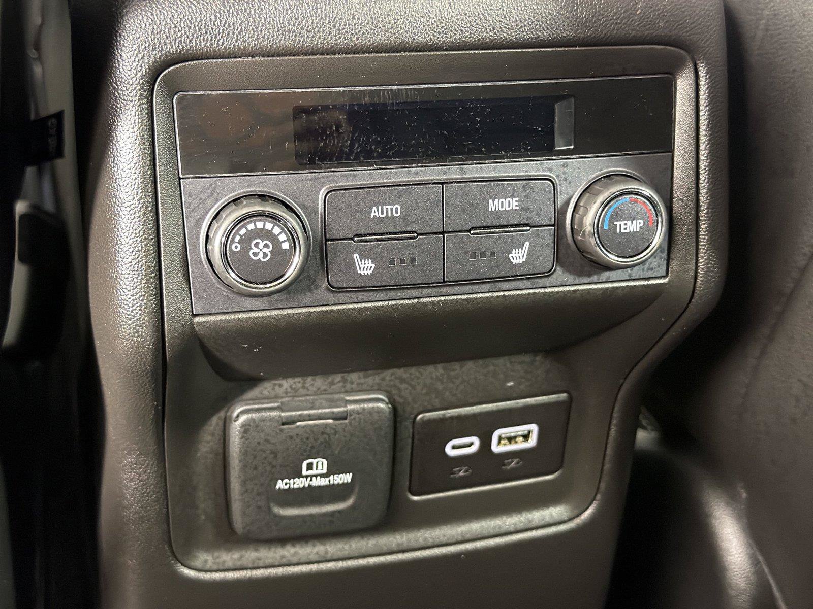 Certified 2023 GMC Acadia Denali w/ Denali Ultimate Package FWD image 22