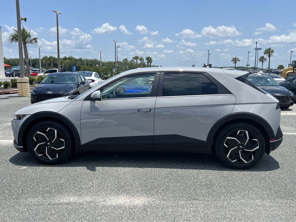 New 2023 Hyundai Ioniq 5 SEL image 14