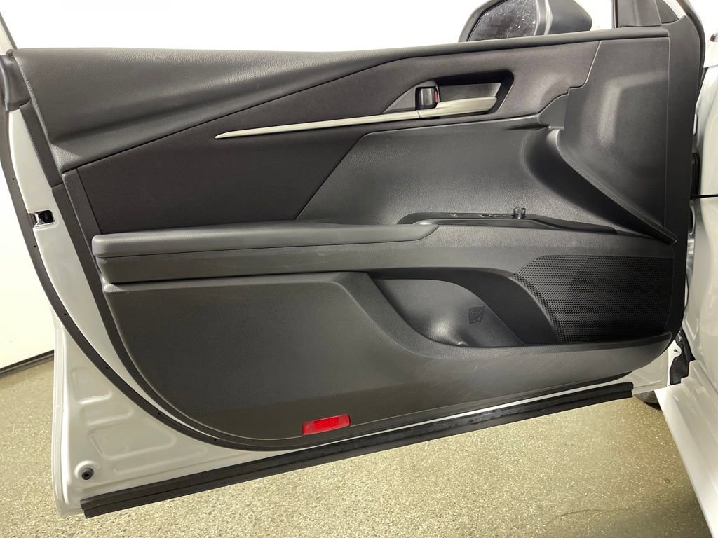 Certified 2025 Toyota Camry LE image 17