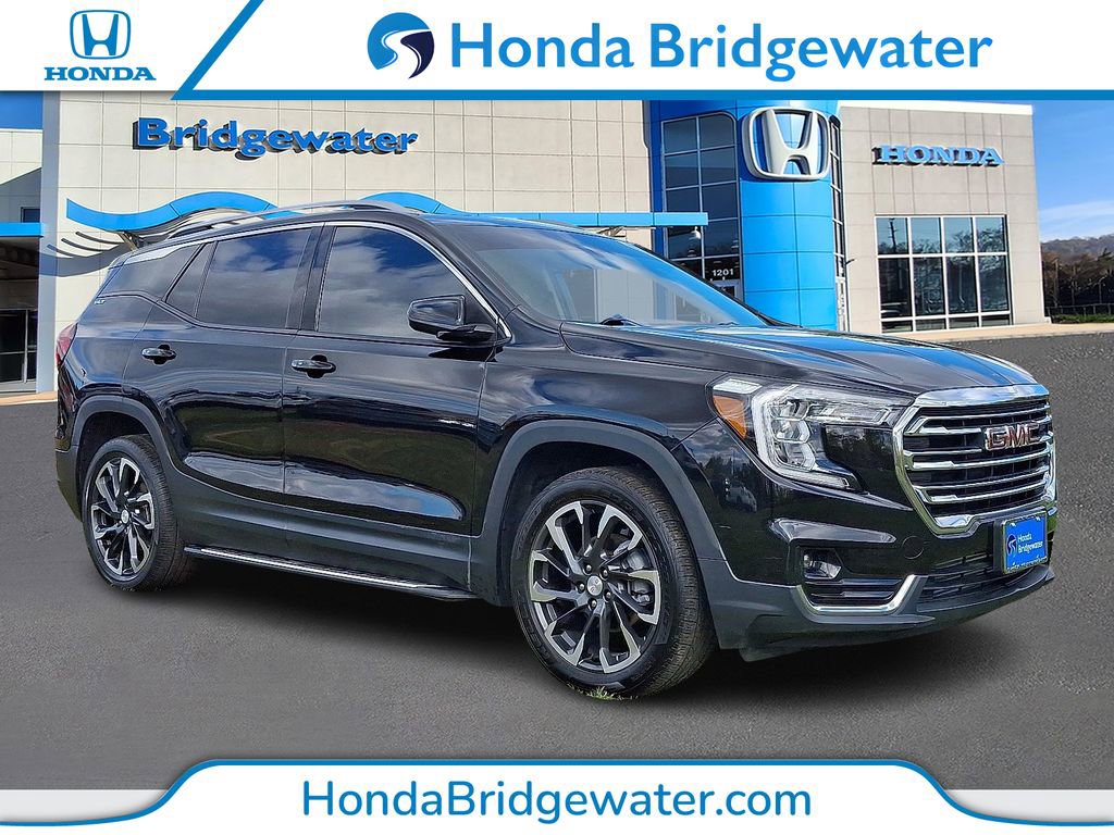 Used 2022 GMC Terrain SLT w/ Infotainment Package II