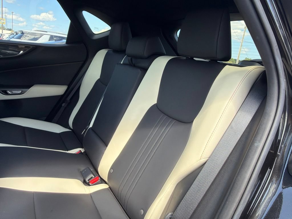 Used 2023 Lexus NX 350 AWD image 11