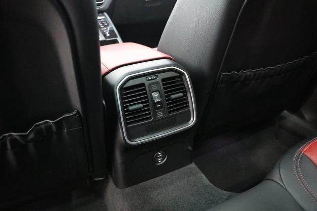 Used 2023 Porsche Macan S AWD/4WD image 27