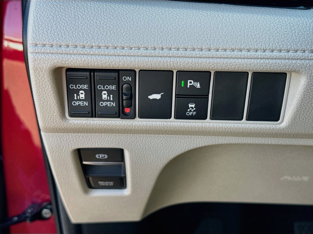 Used 2026 Honda Odyssey Elite image 17