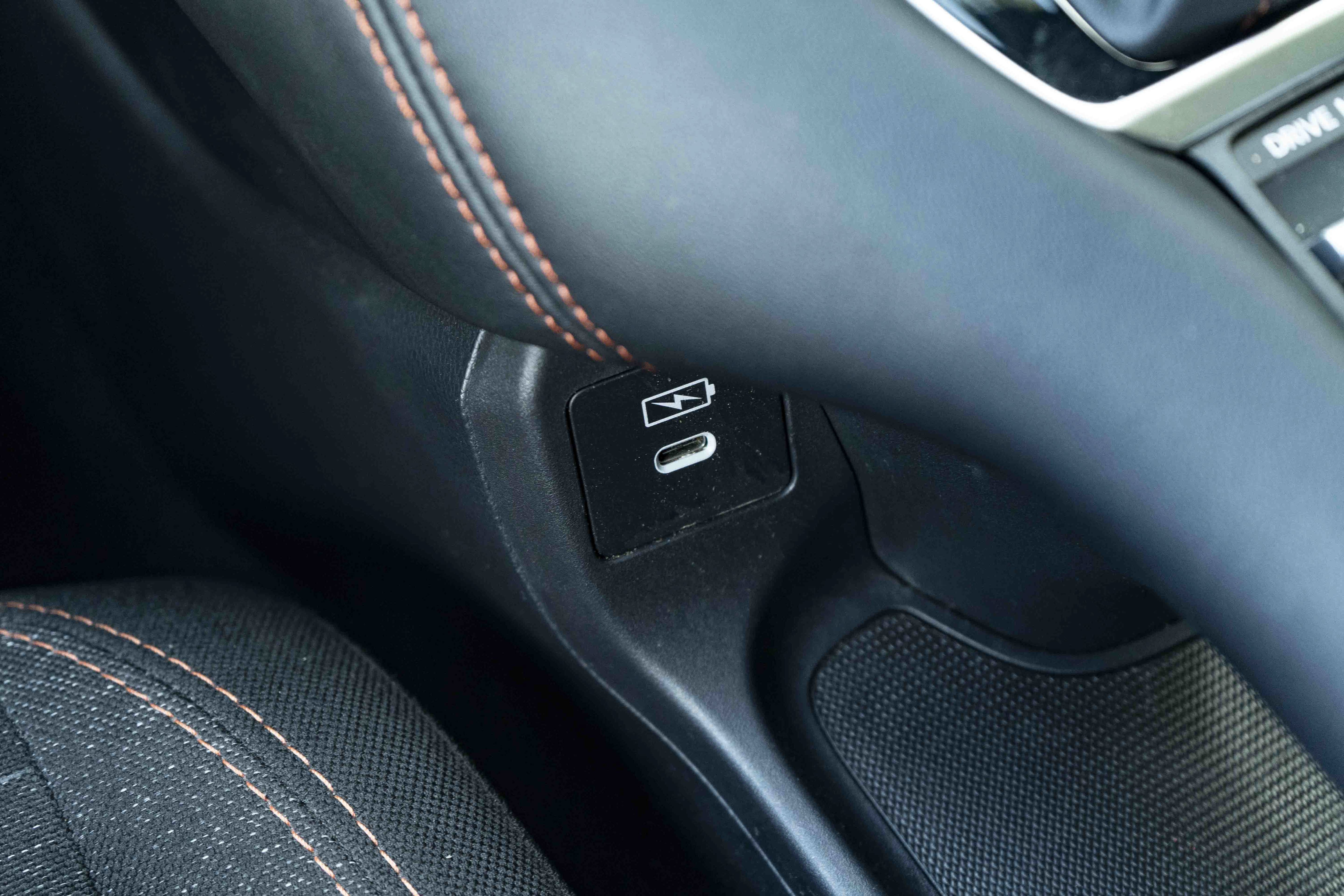 Used 2025 Honda HR-V Sport image 29