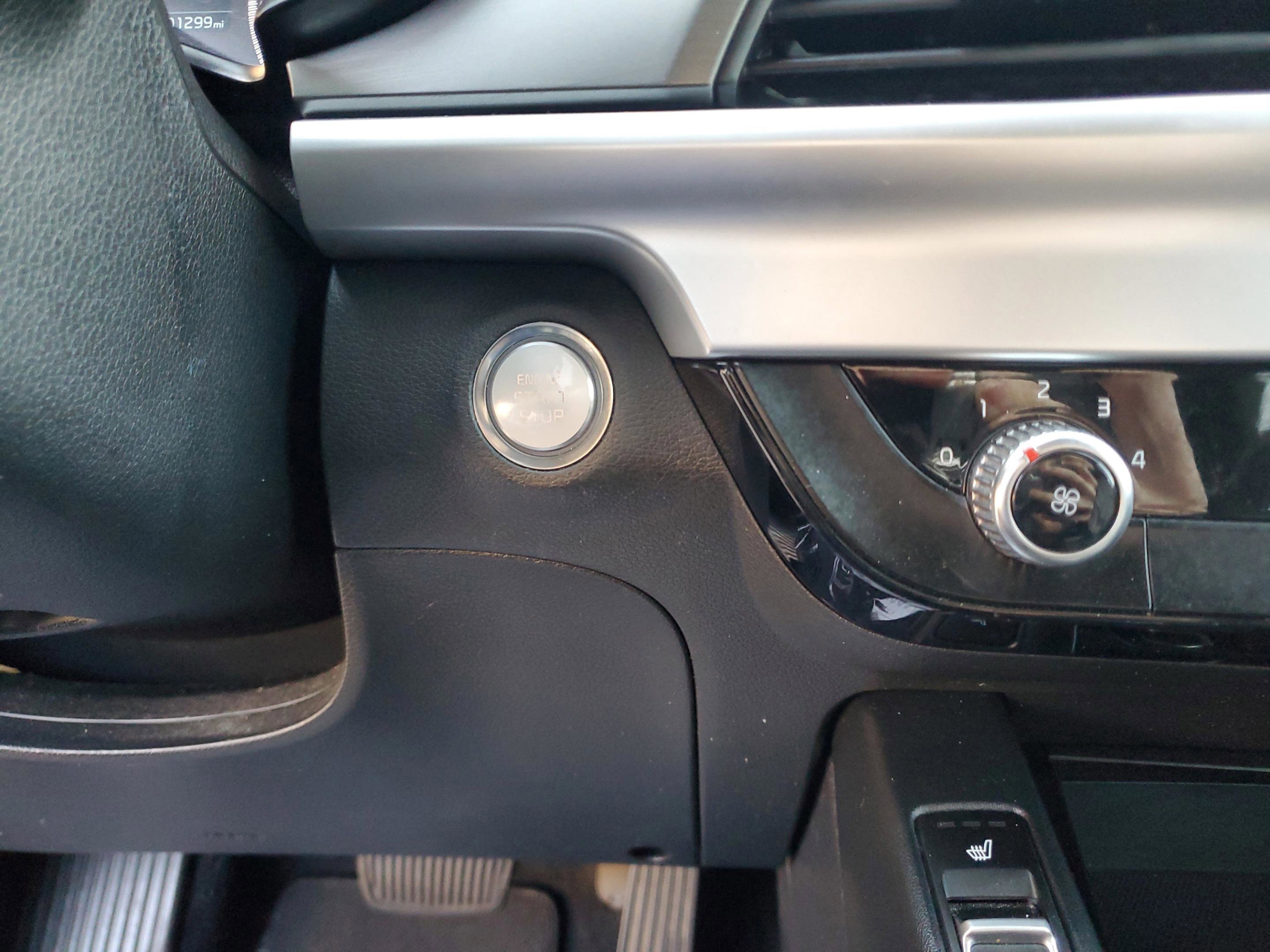 Used 2020 Kia Telluride S image 25