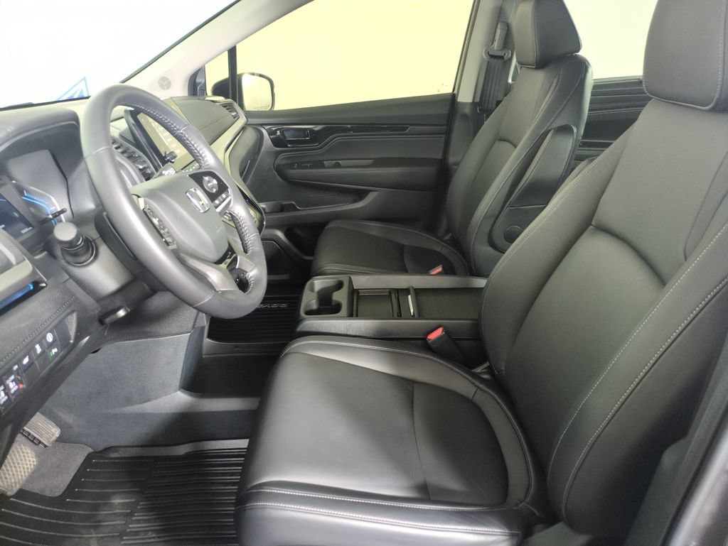 Certified 2024 Honda Odyssey Touring image 13