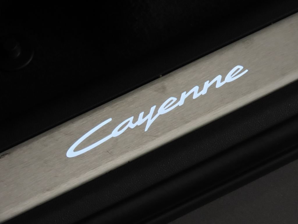 Certified 2026 Porsche Cayenne E-Hybrid Coupe AWD/4WD image 43