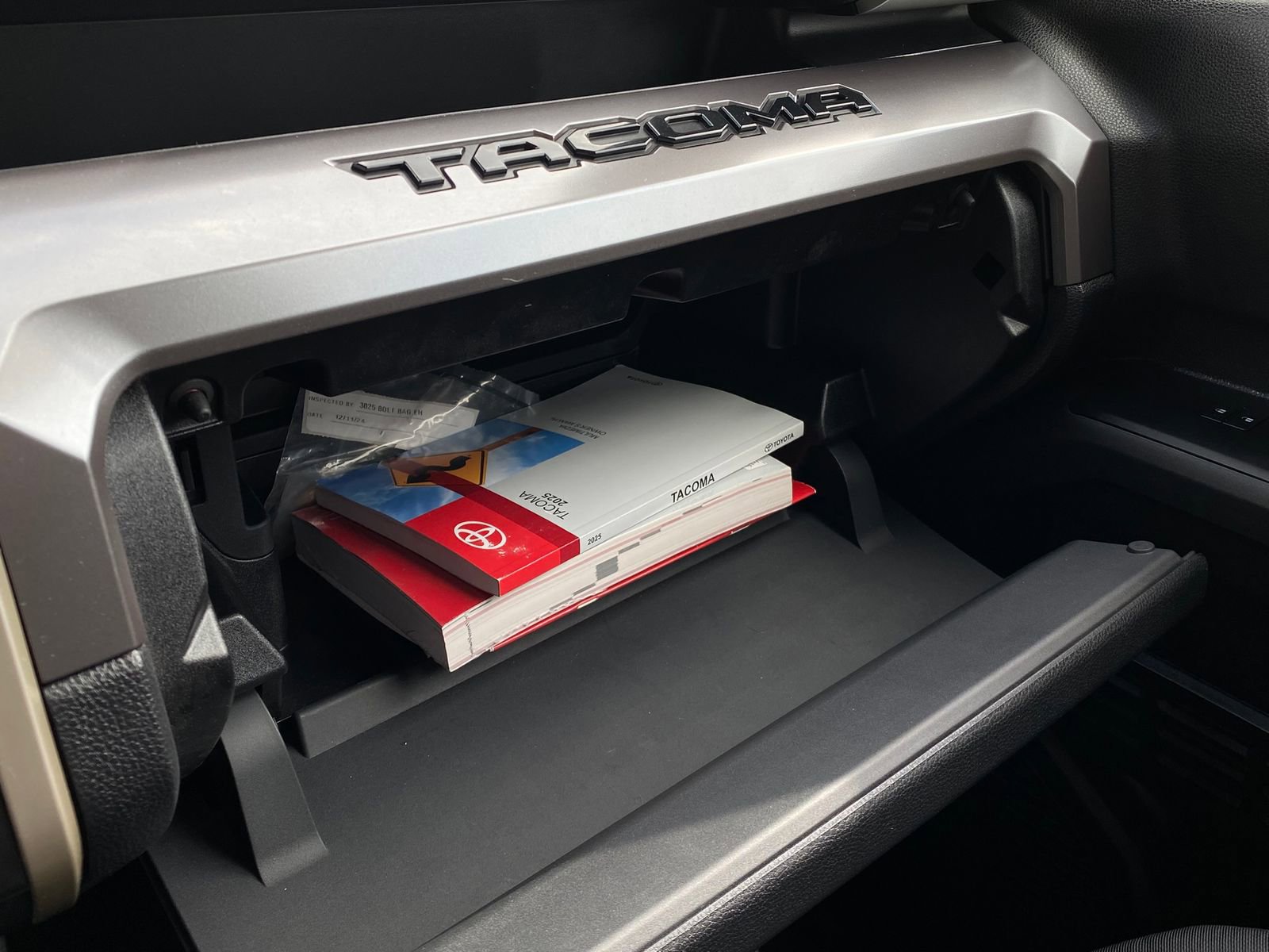 Used 2025 Toyota Tacoma SR5 image 22