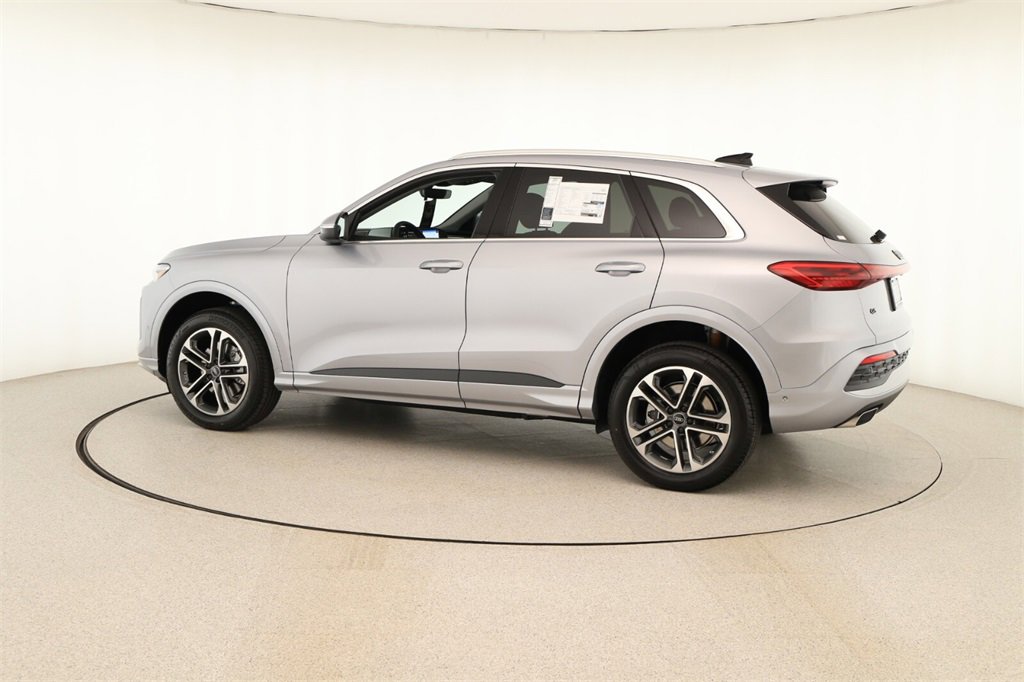 New 2025 Audi Q5 Premium Plus image 3