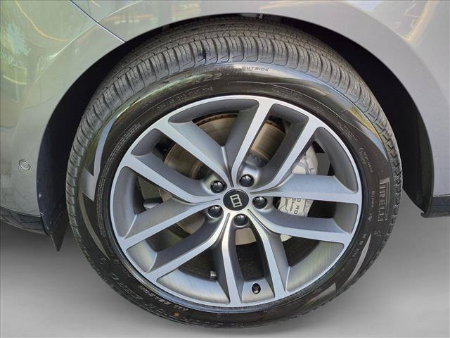 New 2027 Land Rover Range Rover Long Wheelbase SE AWD/4WD image 9
