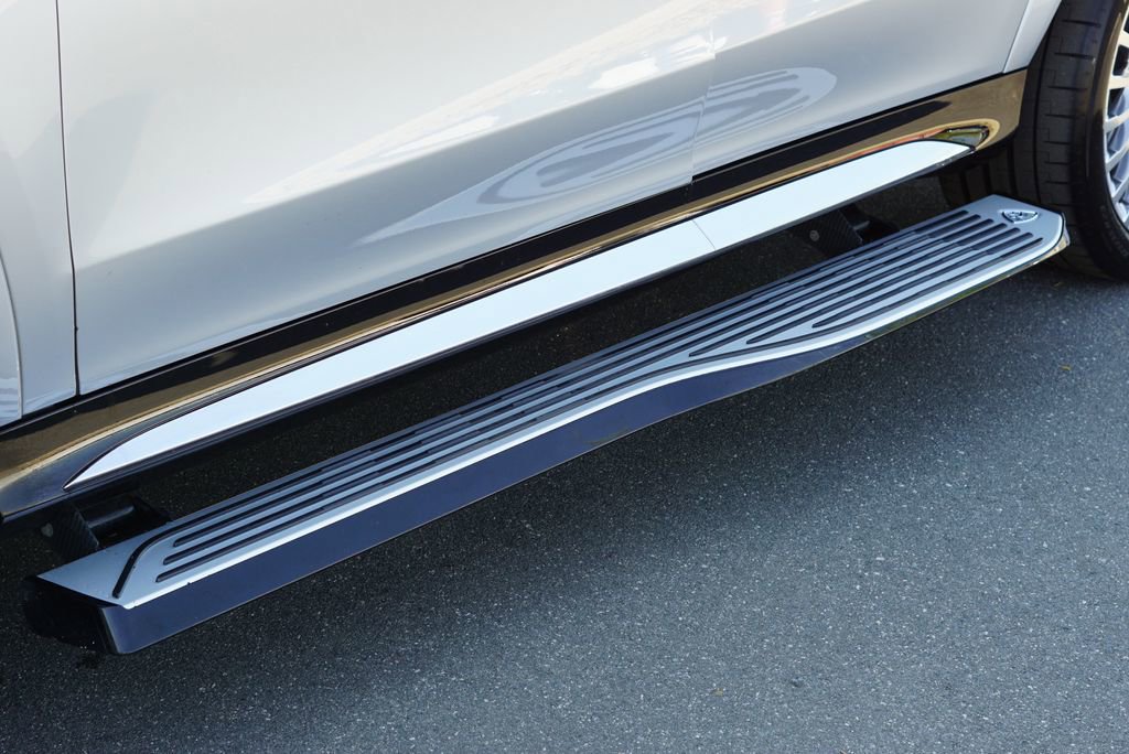 Certified 2025 Mercedes-Benz Maybach GLS 600 4MATIC image 16