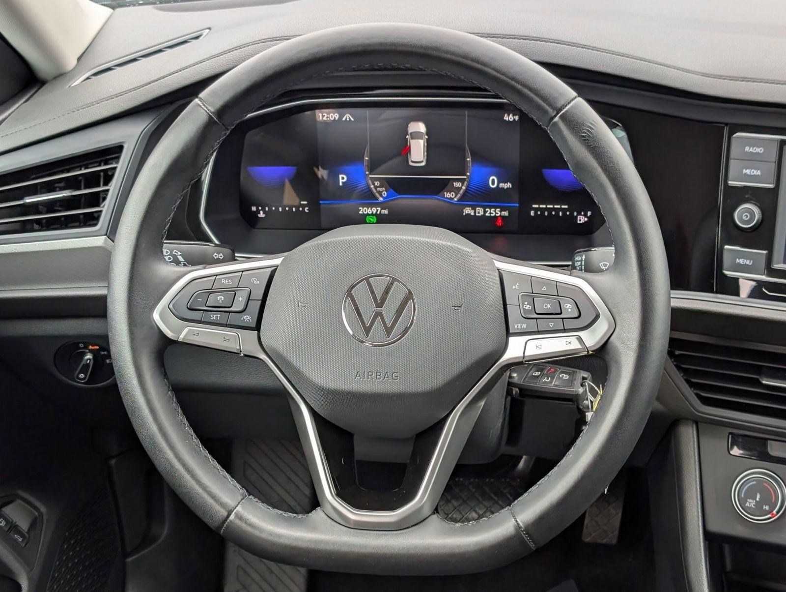 Used 2024 Volkswagen Jetta S image 16