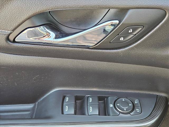 Used 2023 GMC Acadia SLT AWD/4WD image 2