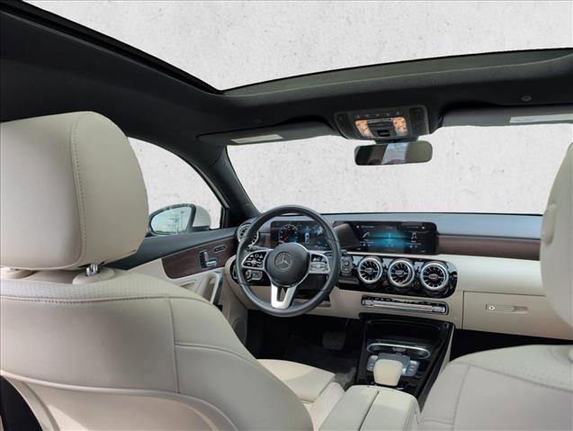 Used 2022 Mercedes-Benz A 220 image 20