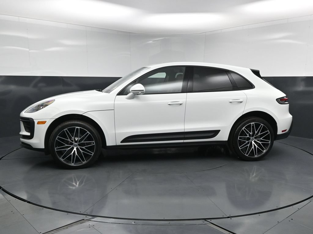 New 2026 Porsche Macan AWD/4WD image 2