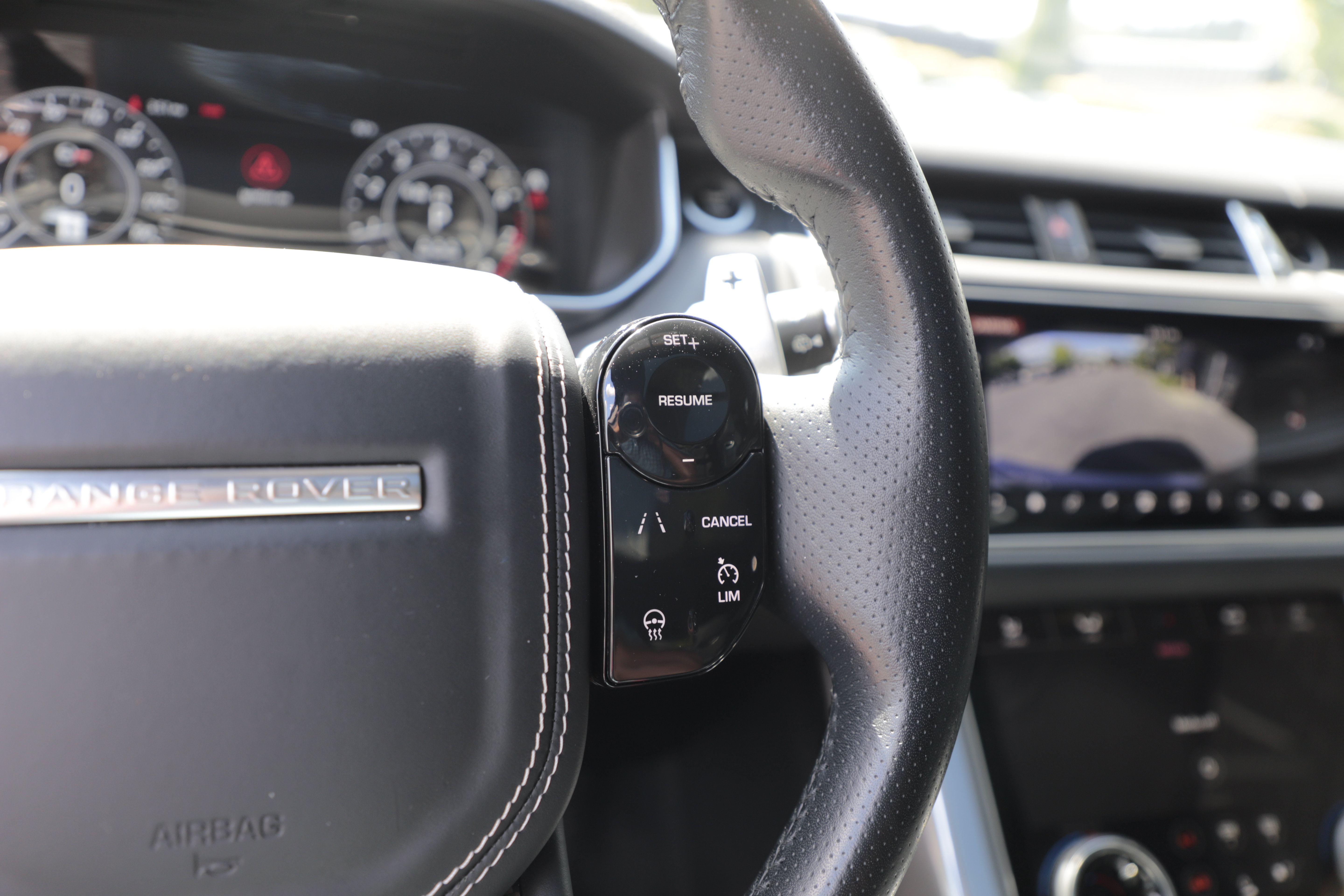 Certified 2022 Land Rover Range Rover Sport SVR AWD/4WD image 24