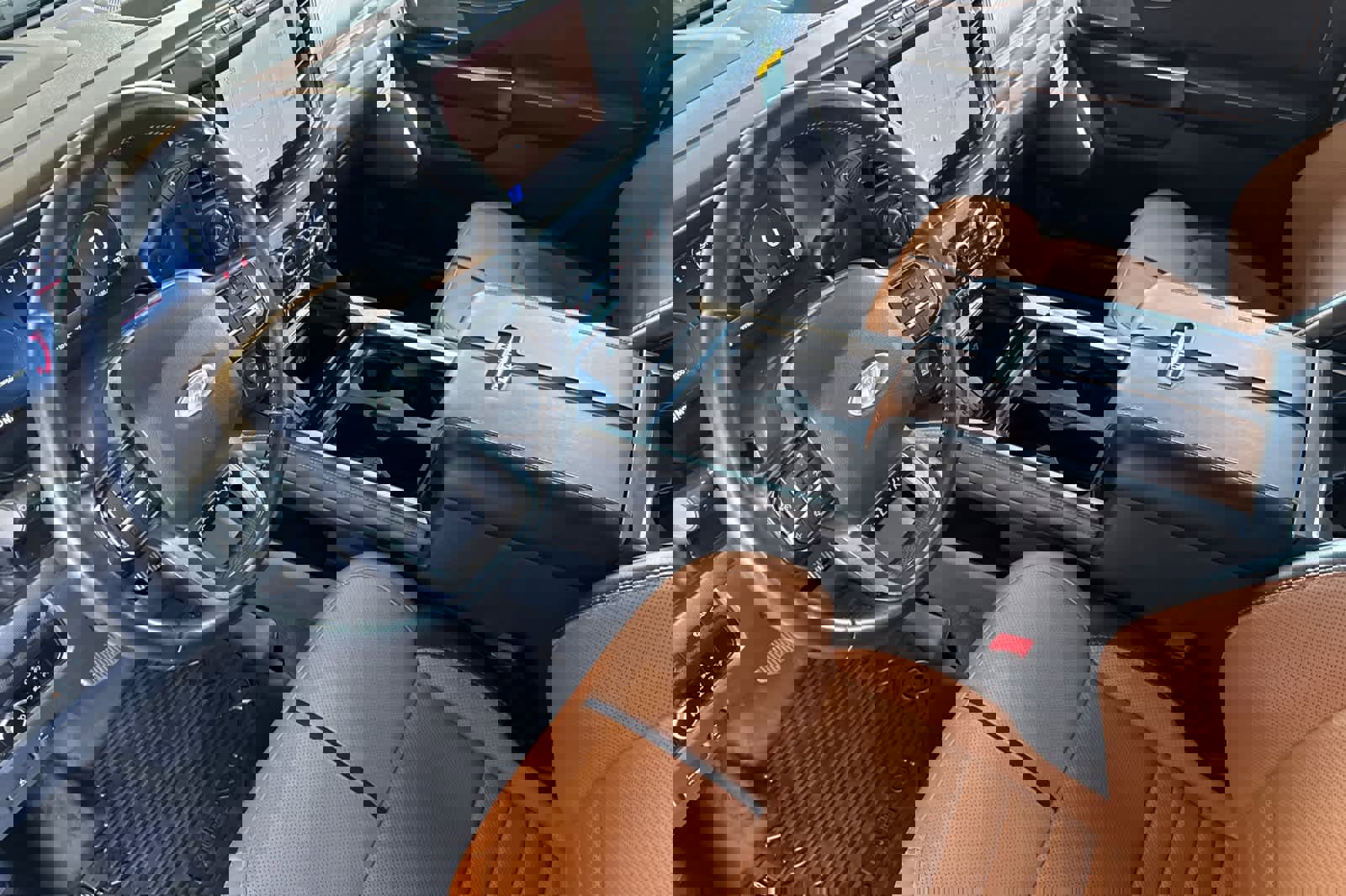 Certified 2023 Ford F350 Platinum AWD/4WD image 11