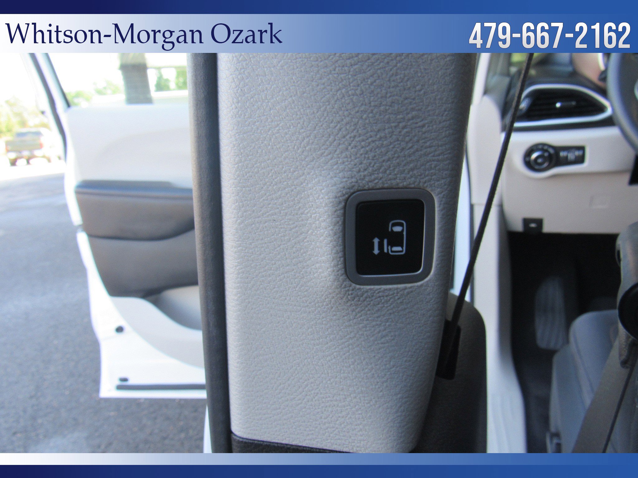 Used 2018 Chrysler Pacifica Touring Plus w/ Tire & Wheel Group image 25