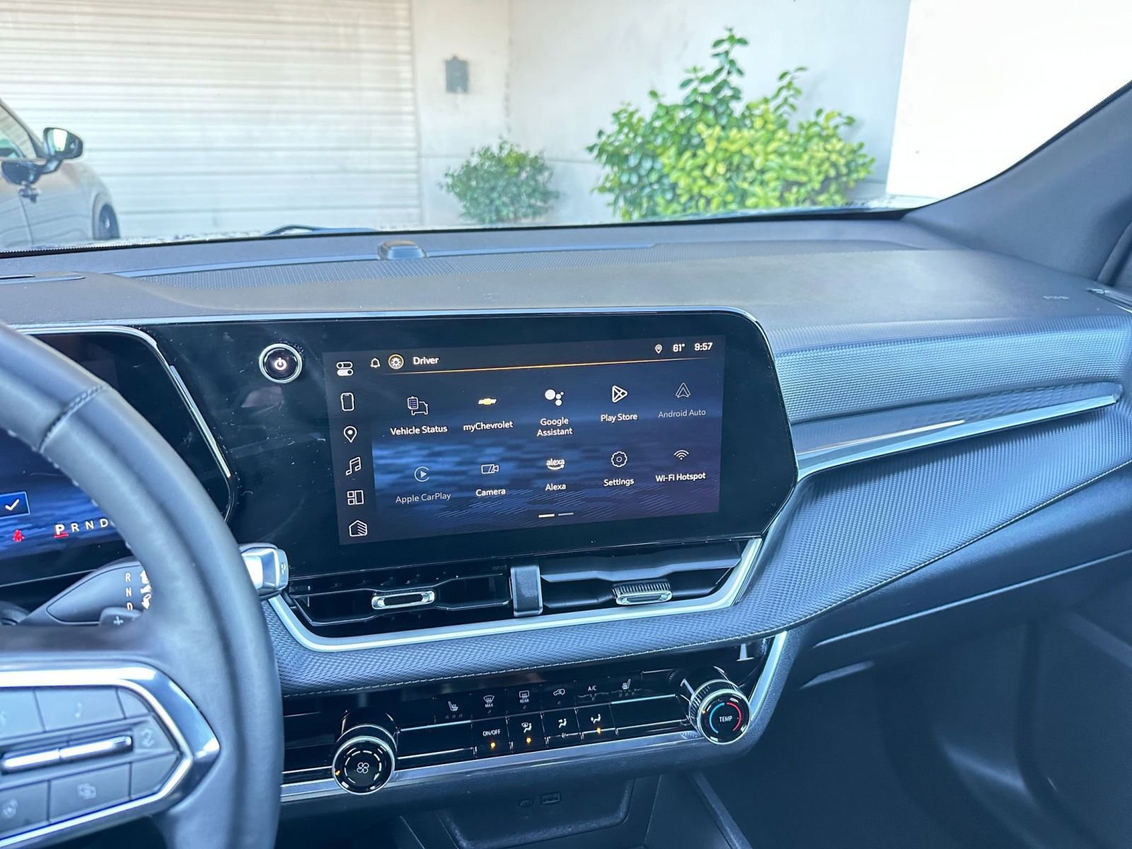 Used 2025 Chevrolet Equinox LT image 21