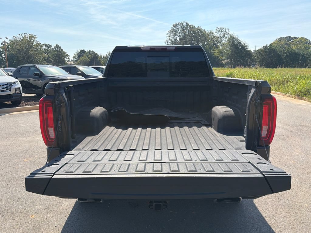 Used 2024 GMC Sierra 1500 AT4 w/ Technology Package AWD/4WD image 18