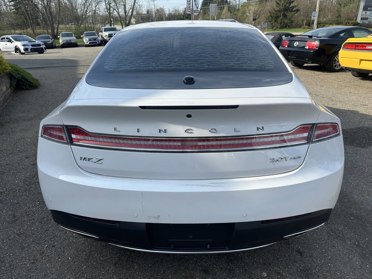 Used 2017 Lincoln MKZ Select w/ Select Plus Package AWD/4WD image 5
