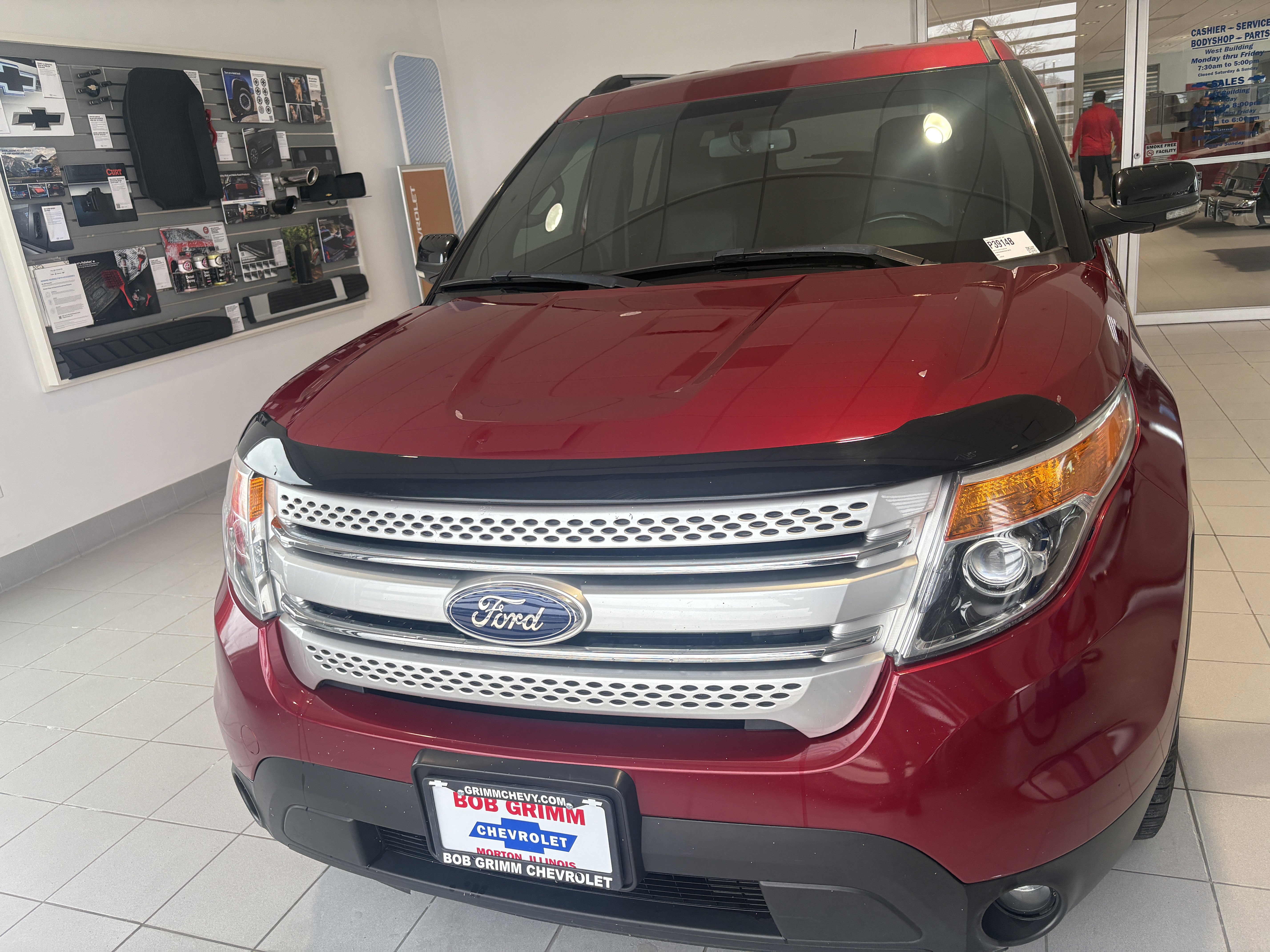 Used 2013 Ford Explorer XLT image 5
