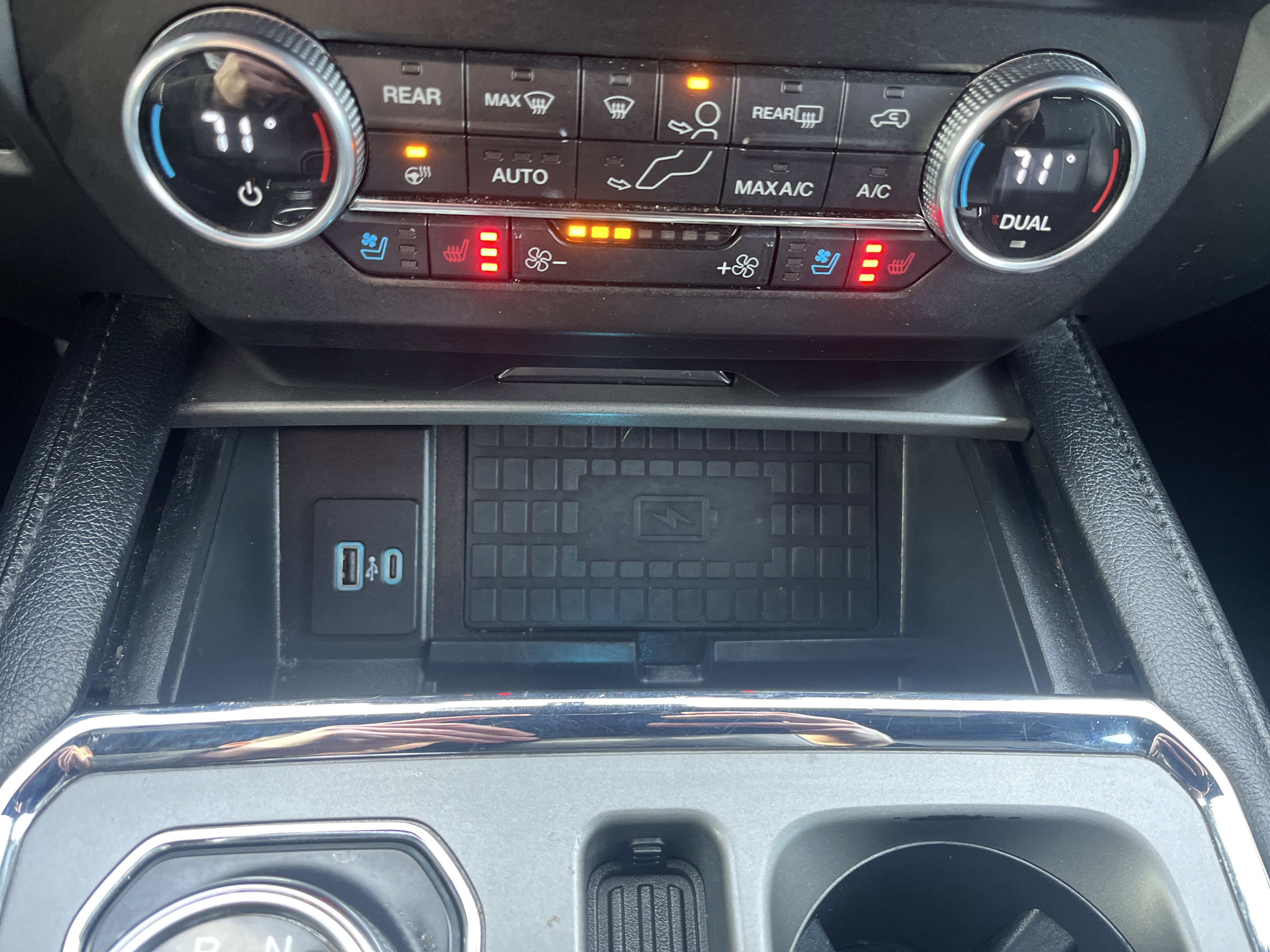 Used 2021 Ford Expedition XLT image 34