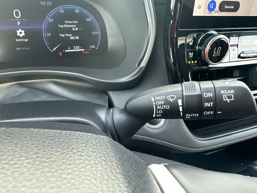 Used 2024 Toyota Highlander Platinum AWD/4WD image 44