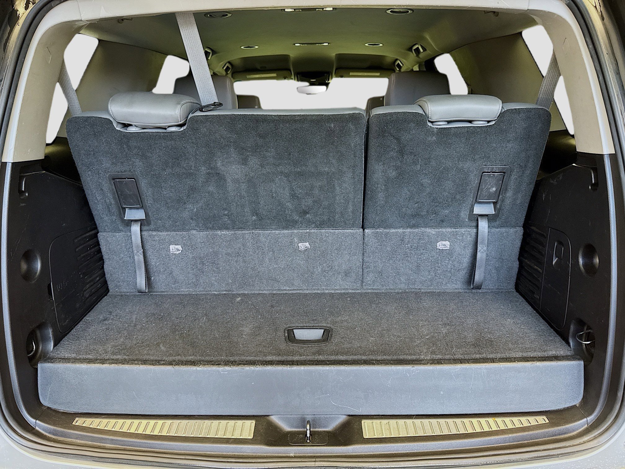 Used 2015 Chevrolet Tahoe LT image 16