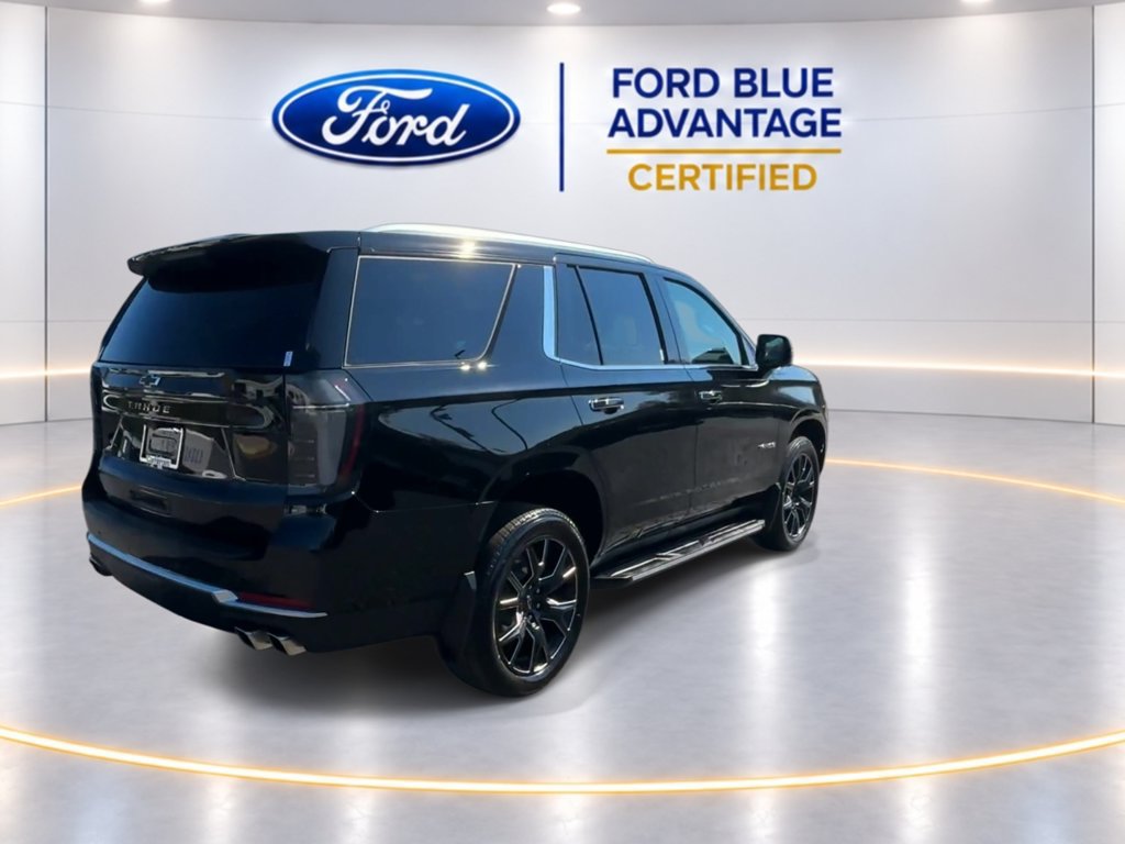 Used 2025 Chevrolet Tahoe High Country AWD/4WD image 9