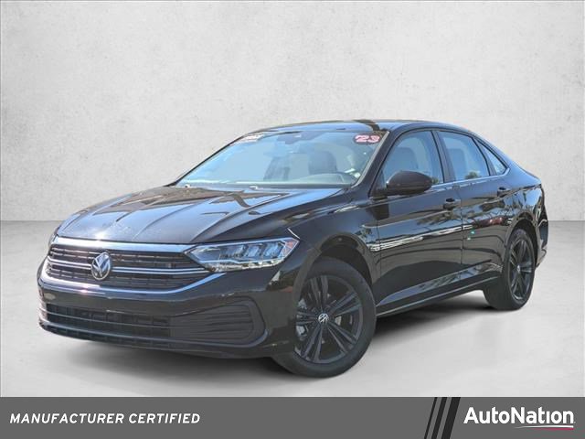 Certified 2023 Volkswagen Jetta SE w/ Panoramic Sunroof Package FWD image 1