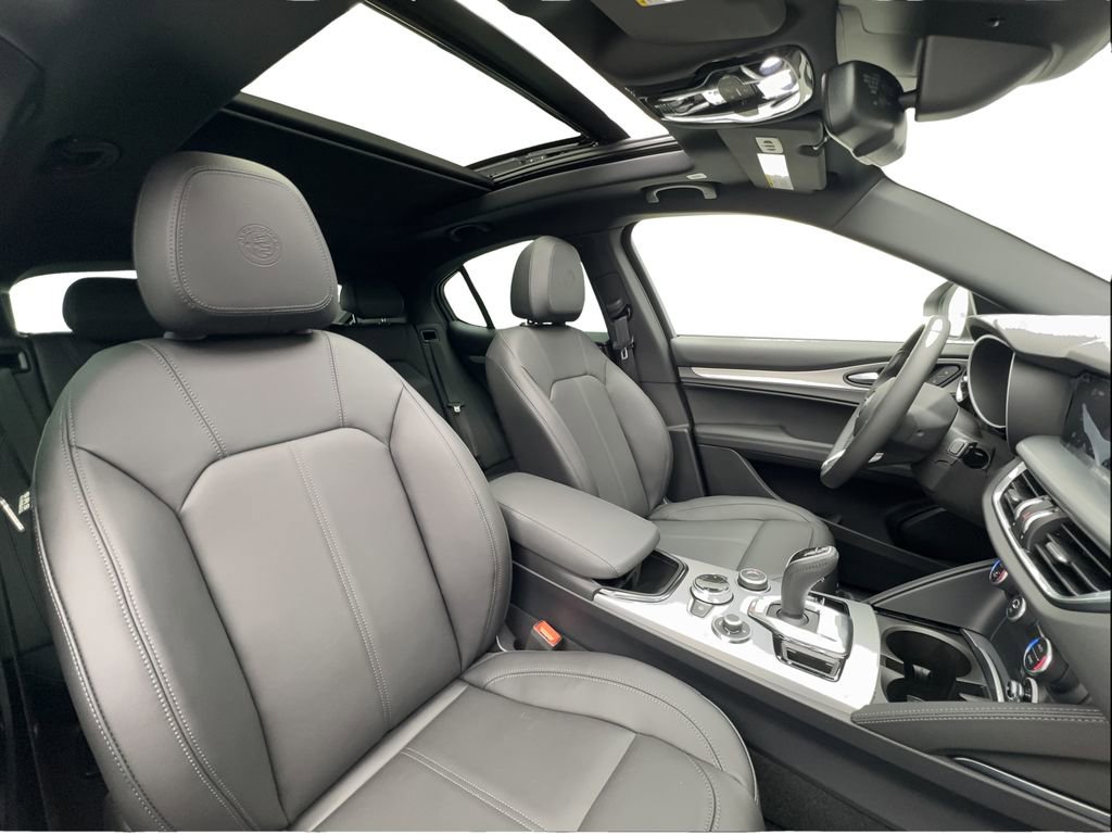 New 2026 Alfa Romeo Stelvio Sprint w/ Convenience Package AWD/4WD image 26