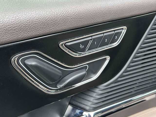 Used 2022 Lincoln Corsair AWD w/ Equipment Group 101A image 24