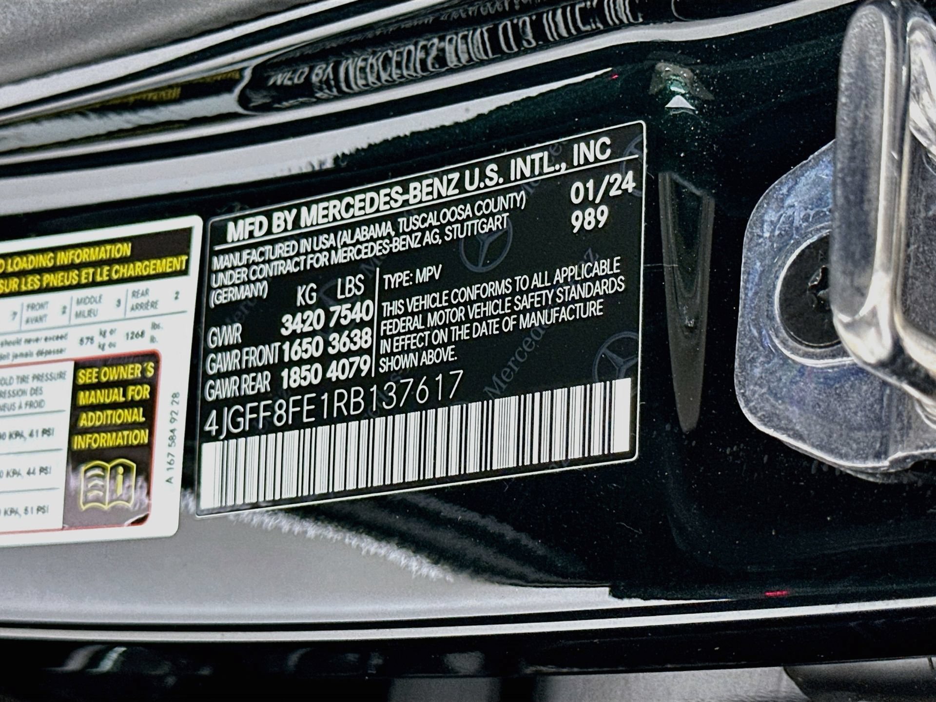 Used 2024 Mercedes-Benz GLS 580 4MATIC image 36