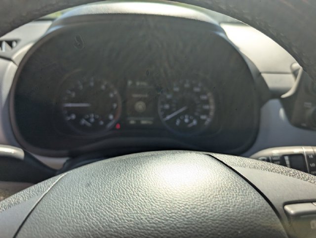 Used 2021 Hyundai Kona SEL w/ Cargo Package FWD image 19