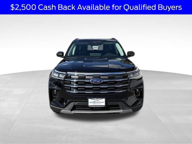 New 2026 Ford Explorer Active w/ Active Comfort Package image 2