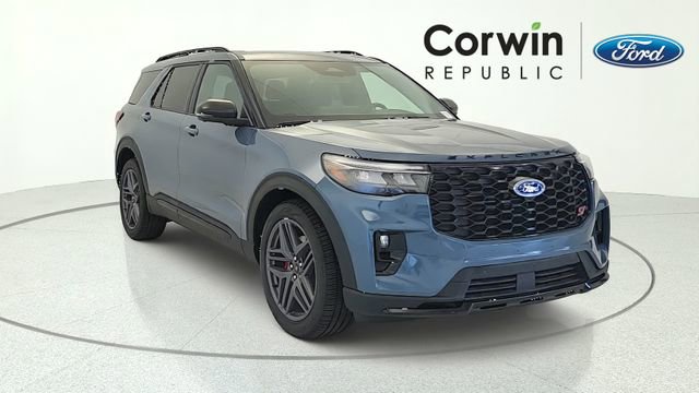 New 2026 Ford Explorer ST w/ Sun And Sound Package
