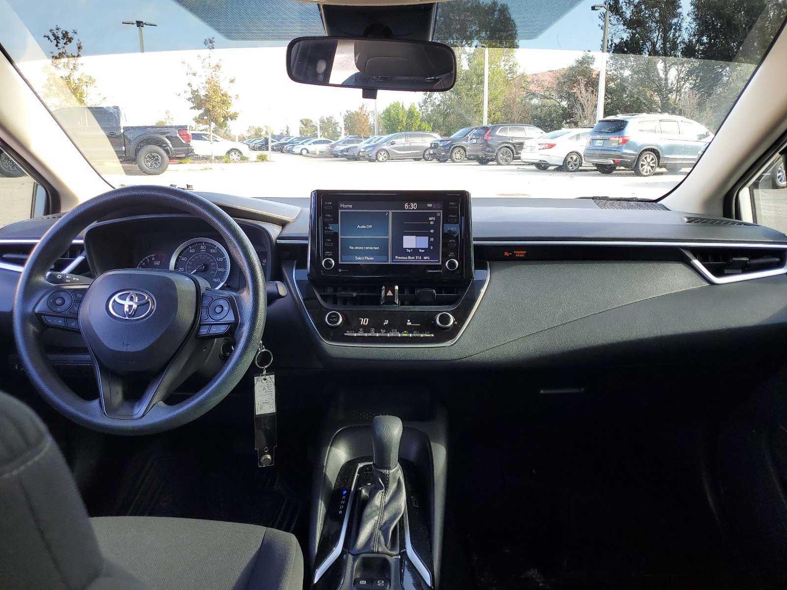 Used 2022 Toyota Corolla LE image 20