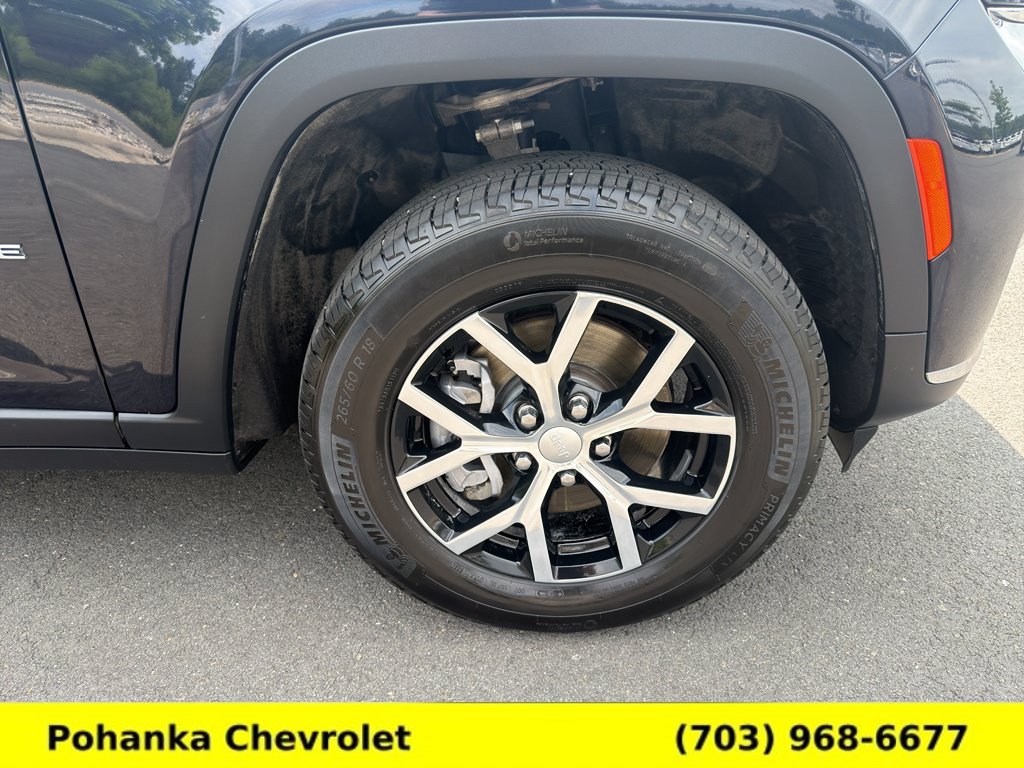 Used 2024 Jeep Grand Cherokee L Limited AWD/4WD image 33