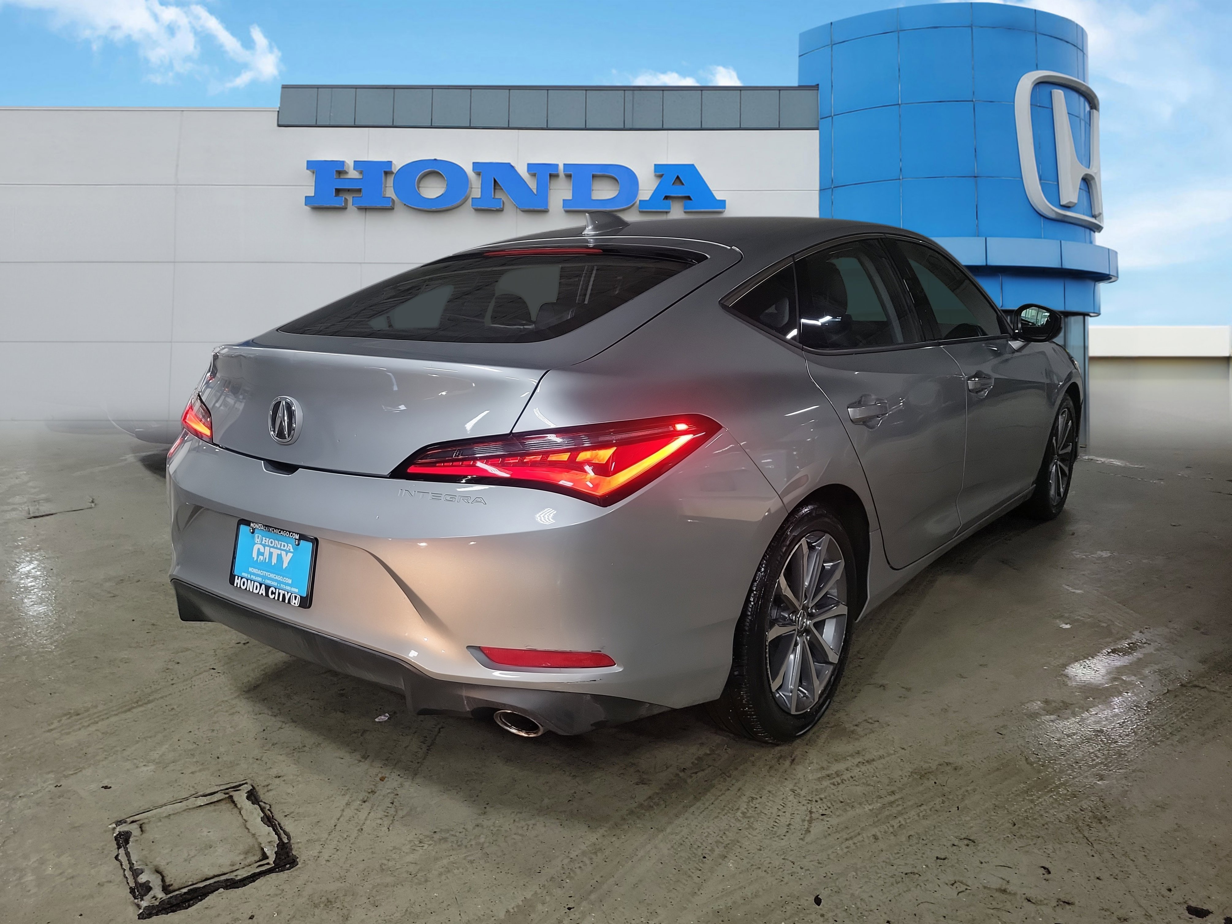 Used 2024 Acura Integra image 5