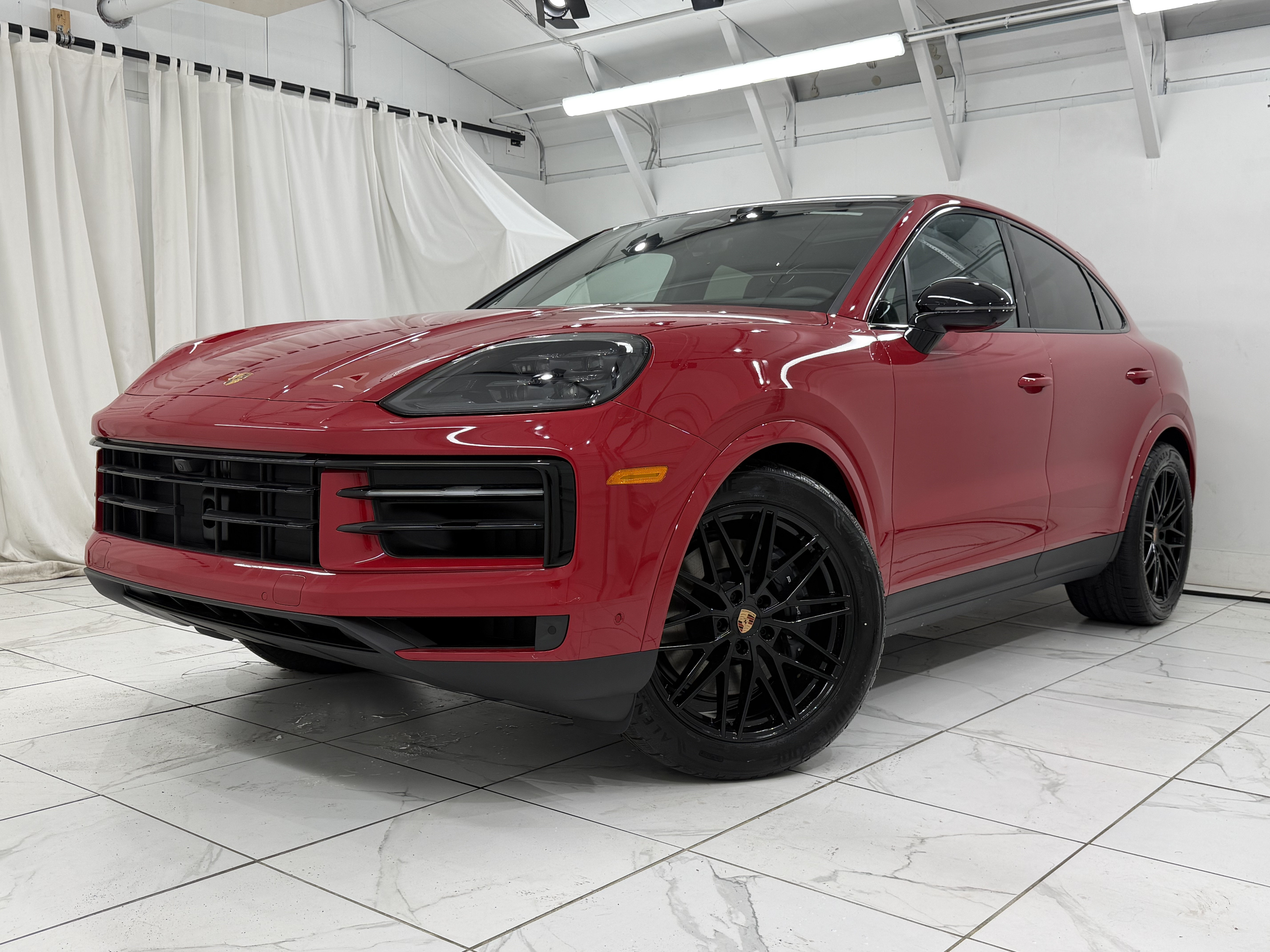 New 2026 Porsche Cayenne Coupe AWD/4WD image 7