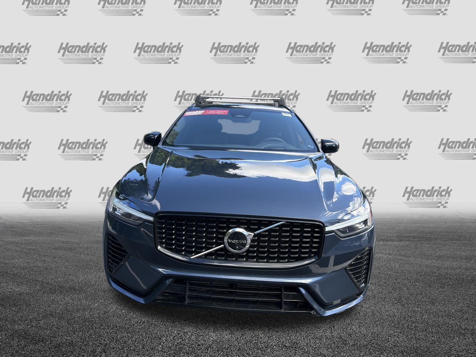Used 2022 Volvo XC60 T8 R-Design w/ Advanced Package AWD/4WD image 3