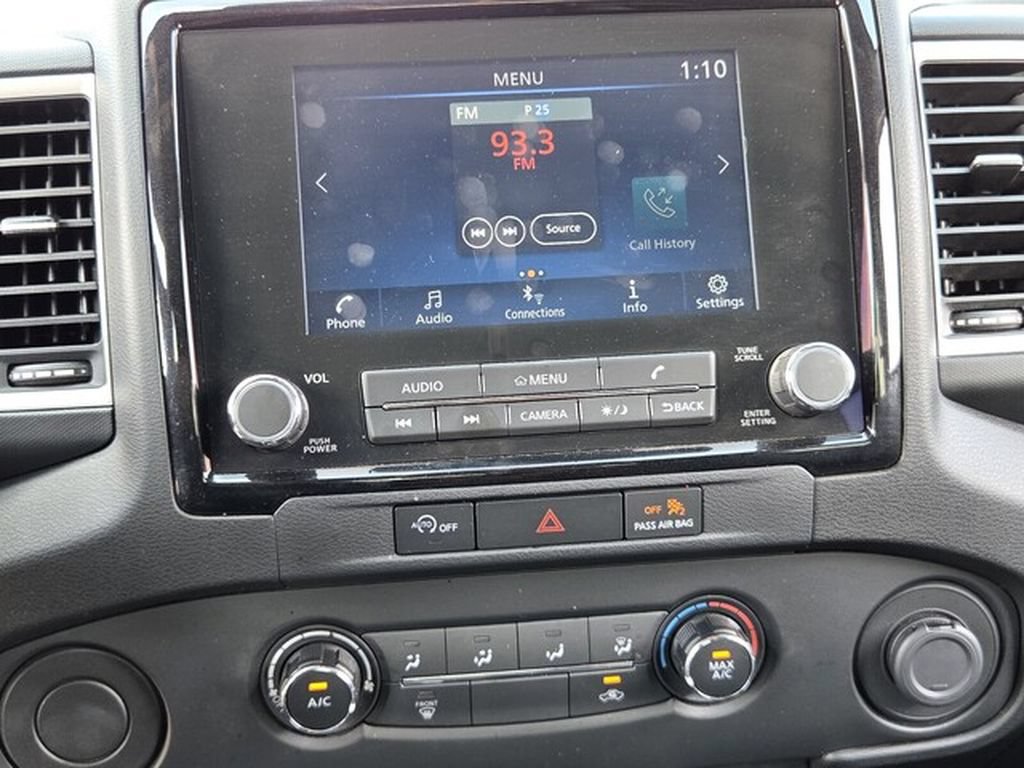 Used 2023 Nissan Frontier SV w/ Technology Package RWD image 19