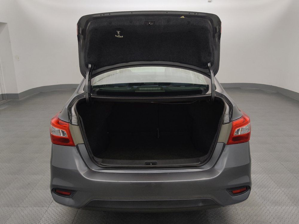 Used 2019 Nissan Sentra S FWD image 29