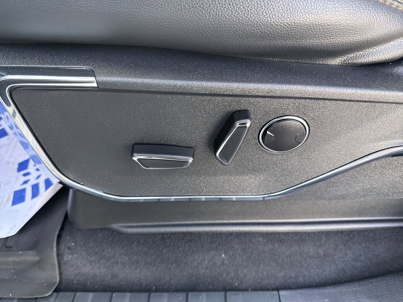 Used 2023 Ford F150 Lightning Lariat w/ Equipment Group 511A High image 13