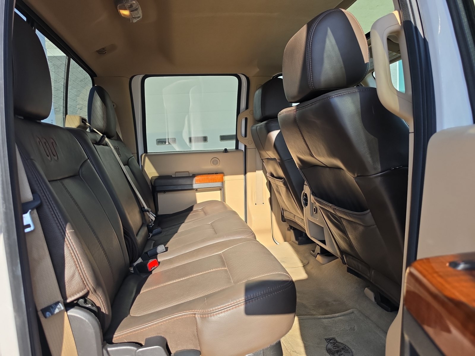 Used 2016 Ford F350 King Ranch w/ FX4 Off-Road Package AWD/4WD image 31