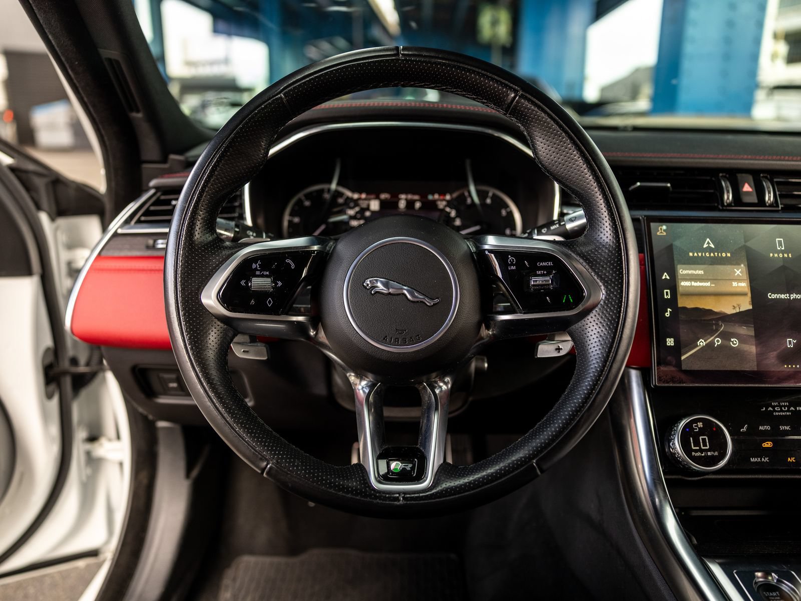 Used 2022 Jaguar XF R-Dynamic SE AWD/4WD image 6