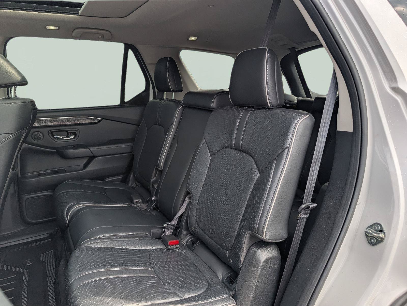 Used 2023 Honda Pilot Elite image 18