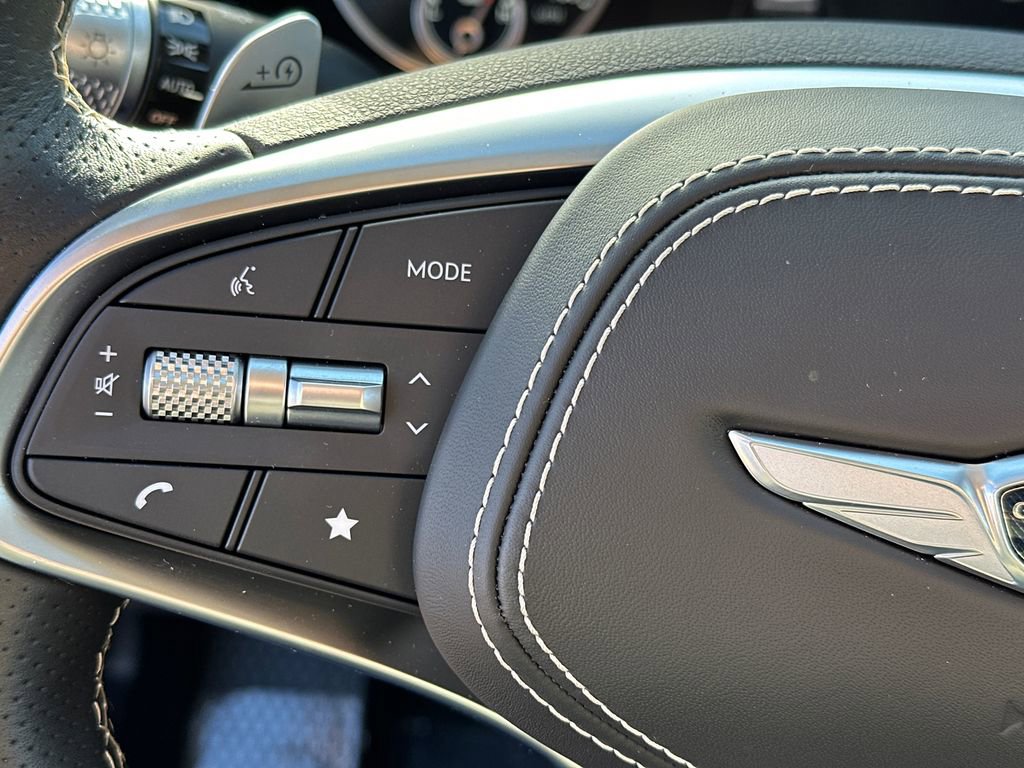 Used 2023 Genesis Electrified GV70 Advanced image 24