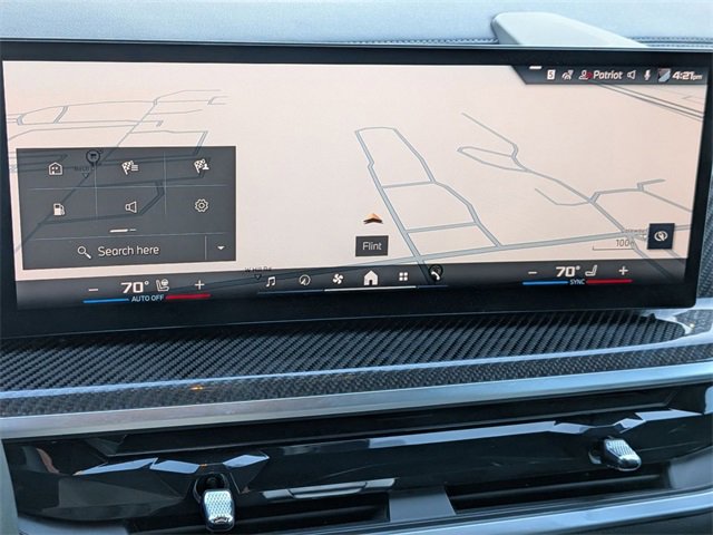 Used 2025 BMW X7 M60i w/ Climate Comfort Package image 25